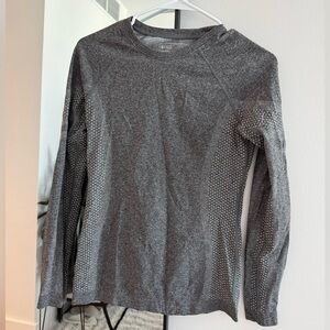 FIGS Salta Seamless Underscrub Top - Heathered Gray